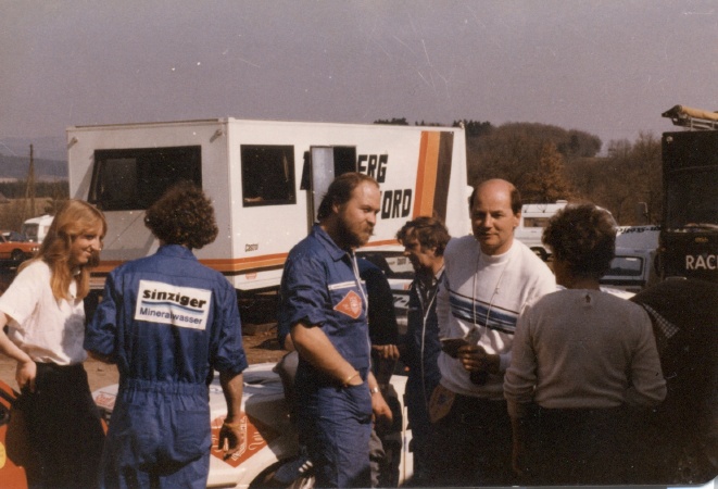 19820401 Nuerburgring GB MB und Olaf Manthey.jpg